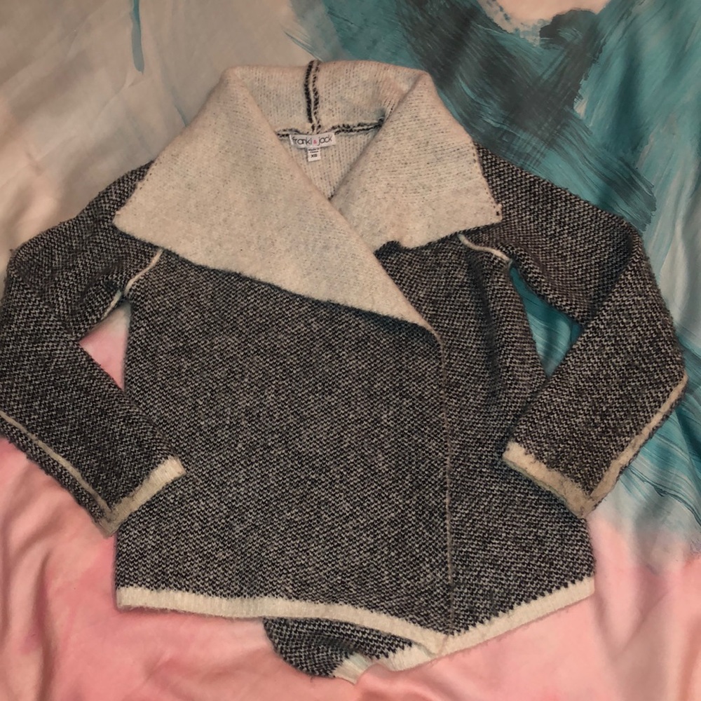 GIRLS FRANKI & JACK HEART CARDIGAN CHARCOAL XSMALL